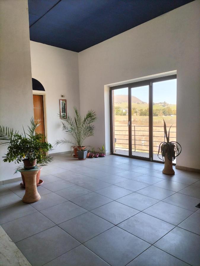 Twin House Tito Exterior foto